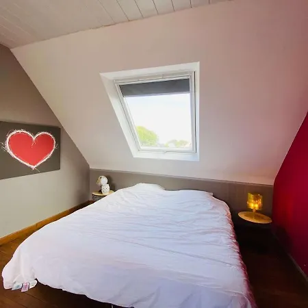 Holiday home Maison Bord De Avec Jardin Et Parking Prive - Fr-1-542-41 Pleumeur-Bodou